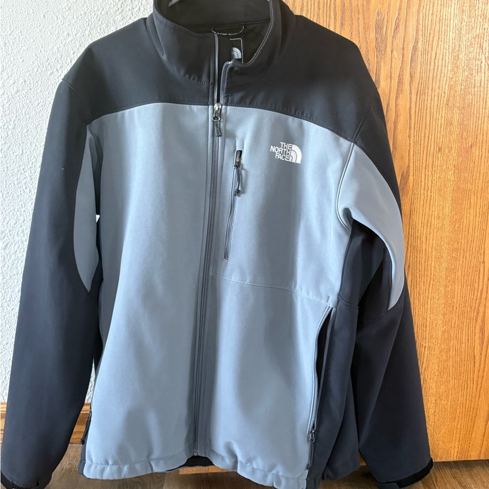 The North Face Men's Black and Light Gray Performance Jacket